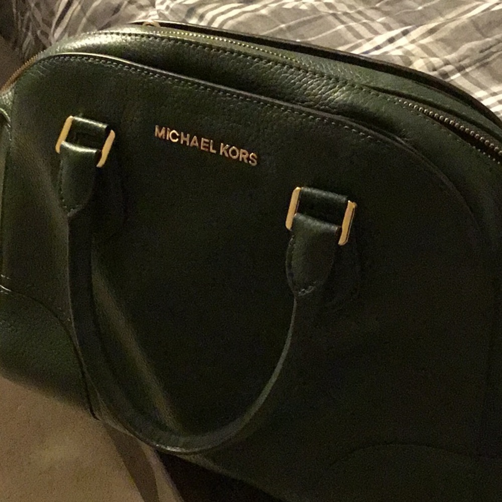 Additional photos Michael Kors bag